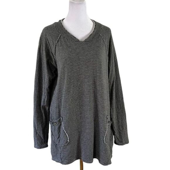 Soft Surroundings Gray Striped Vneck Tunic Size Large - Picture 2 of 8